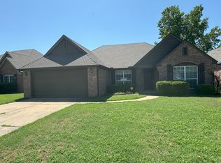 3704 W 106th St S, Jenks, OK 74037
