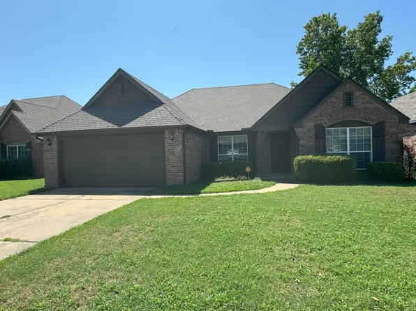 3704 W 106th St S, Jenks, OK 74037