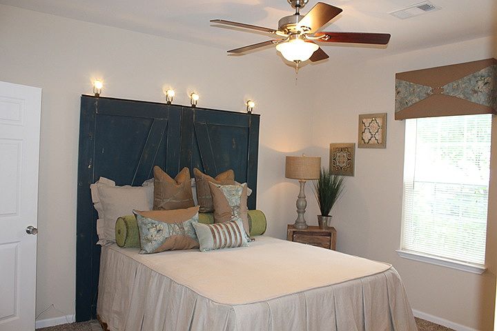 1st image of 7080 Leopard Way APT 202