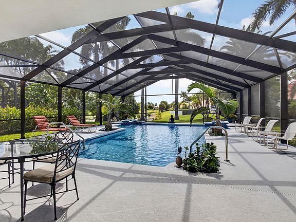 3rd image of 15822 Cypress Park Drive