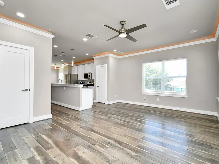 3538 Noah St — Photo 11