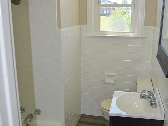 2nd image of 257 Sunset Ave #2