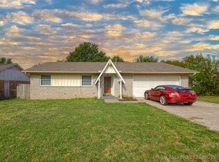 1630 S 5th Pl, Broken Arrow, OK 74012