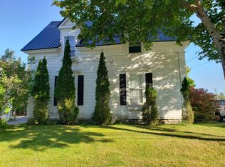 172 South St, Calais, ME 04619
