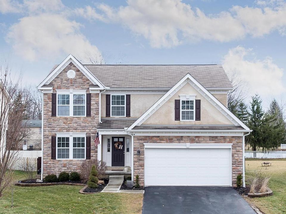 1st image of 61 Lobdell Dr