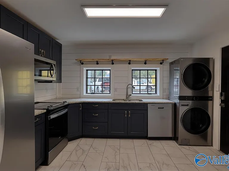 1122 Wellman Ave #4 — Photo 3