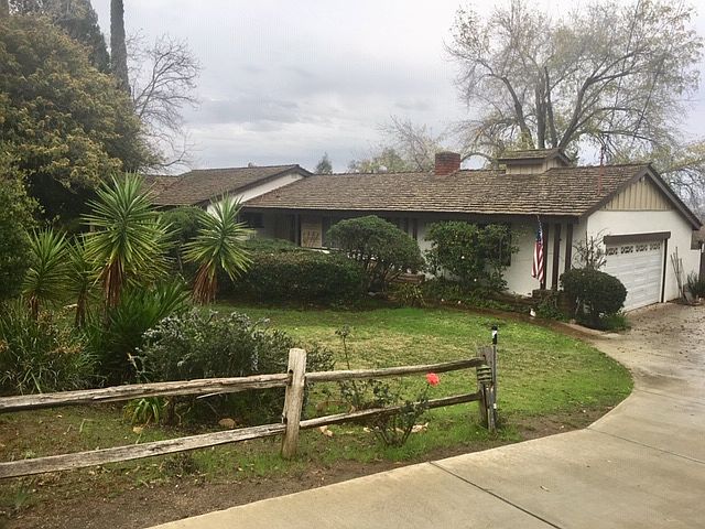 1st image of 2671 Royal Crest Dr
