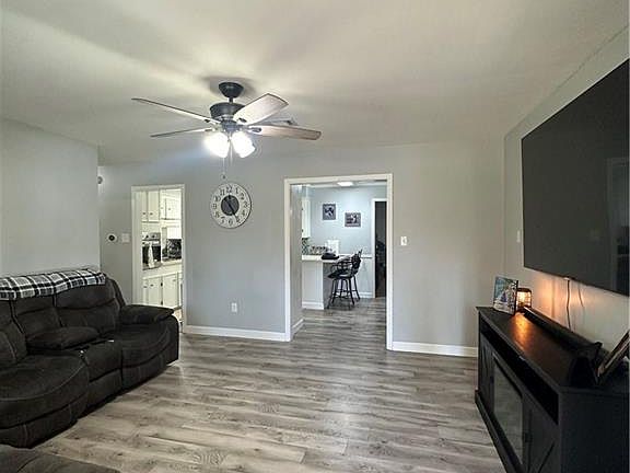 5th image of 1720 Birkland Dr