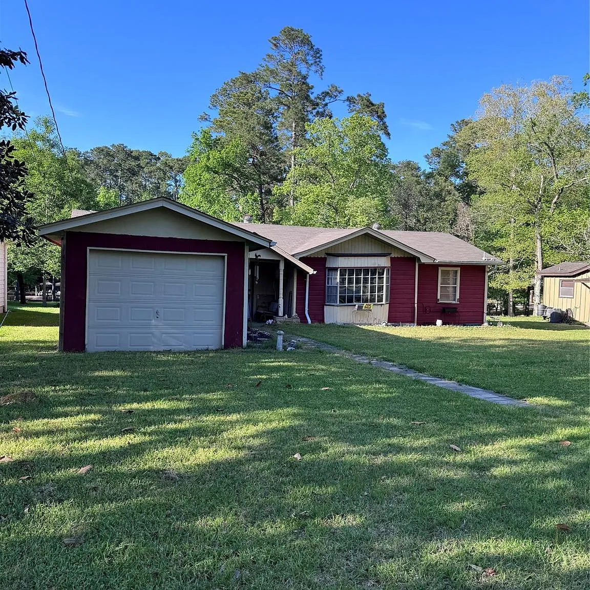 3 bed, 2.0 bath, 1199 sqft, $1,800 — Photo 1
