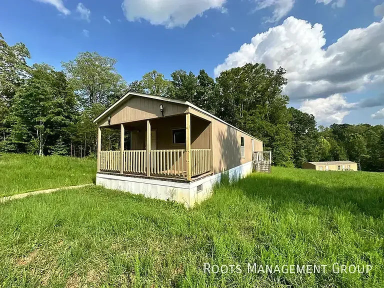 101 Stoney Creek Dr #15 — Photo 2