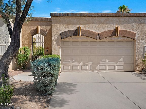 2nd image of 1432 W Calle Gallego