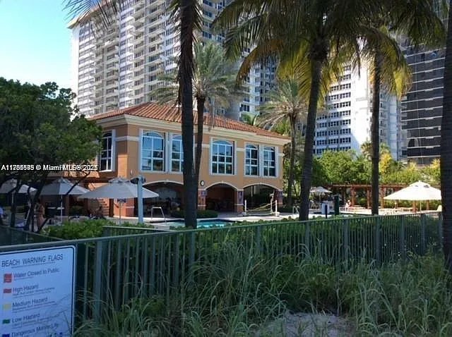 2080 Ocean Drive Condo — Photo 2