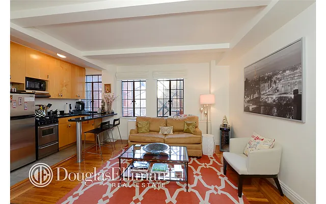 Rented by Douglas Elliman | media 25