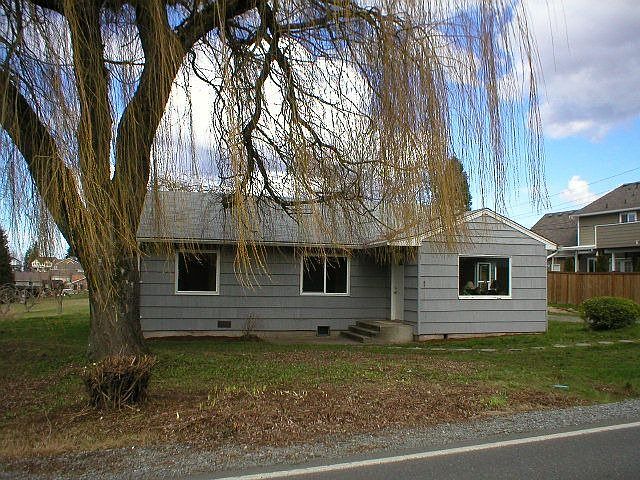 1st image of 1305 31st Ave SW