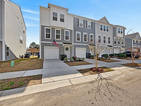 2nd image of 1243 Tice Ln
