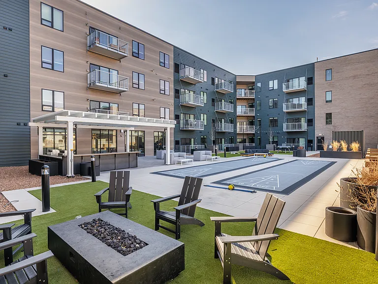EagleRidge Plaza Residences — Photo 79
