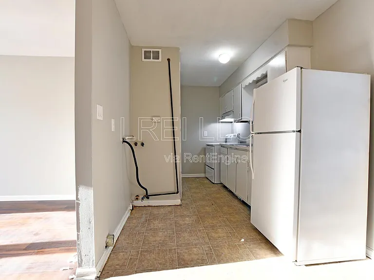 5112 Valiant Dr #2 — Photo 14