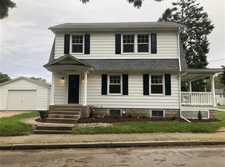 1638 24th St, Moline, IL 61265