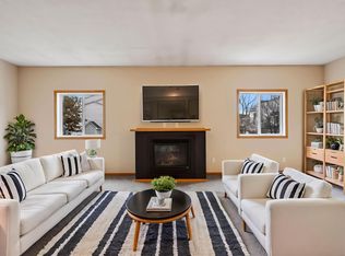 1068 109th Ln NW #708, Minneapolis, MN 55433