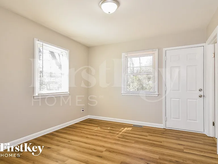 2703 Wynnewood Dr — Photo 11