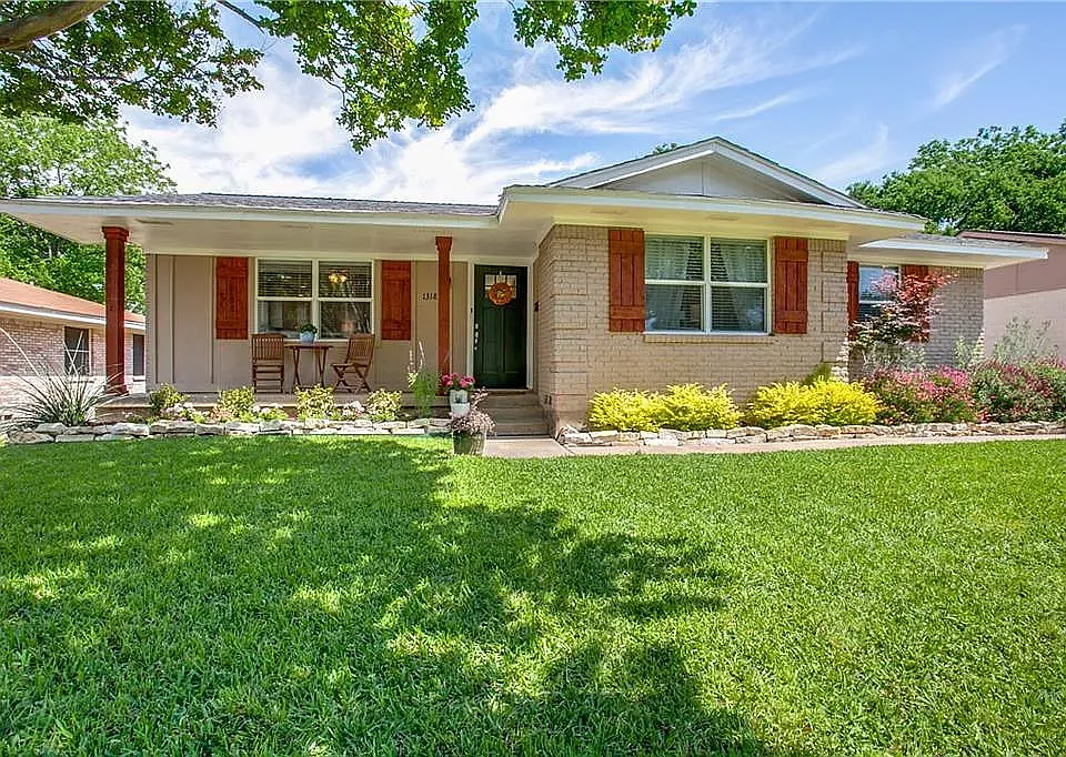 1318 Northlake Dr
