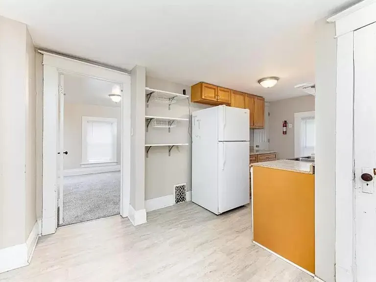 407 Washtenaw Ave — Photo 8