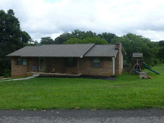 3rd image of 6020 N Apopka Dr