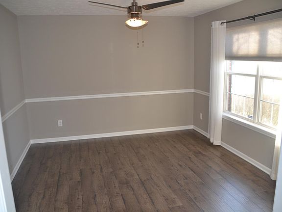 5th image of 6521 Hyde Park Dr