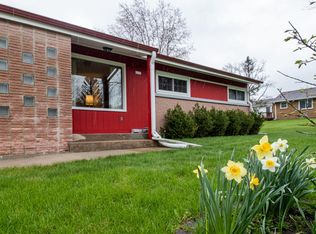 4150 N 143rd St, Brookfield, WI 53005