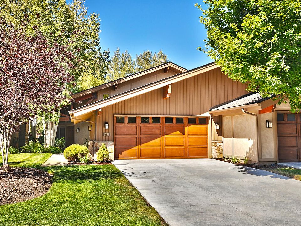 1st image of 2758 Estates Dr