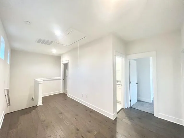 231 Euvino Way — Photo 9