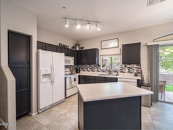 5th image of 2024 S Baldwin Unit 100