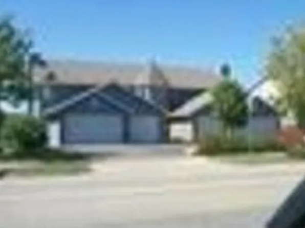 838 N Thompson Dr, Madison, WI 53704