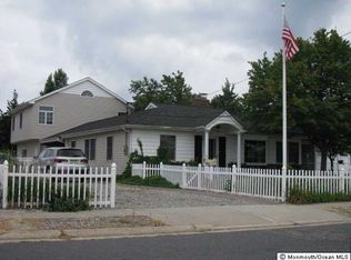 102 Pershing Blvd, Lavallette, NJ 08735