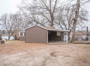 219 N Tickle Rd, Westport, MA 02790