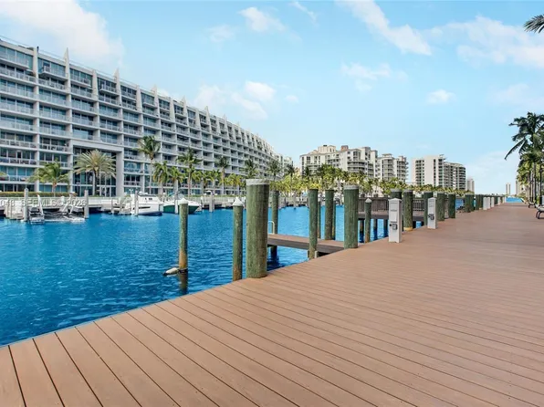 3001 NE 185th St APT 610, Aventura, FL 33180