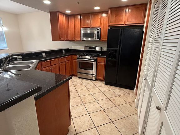 3rd image of 1501 Secret Ravine Pkwy Unit 317