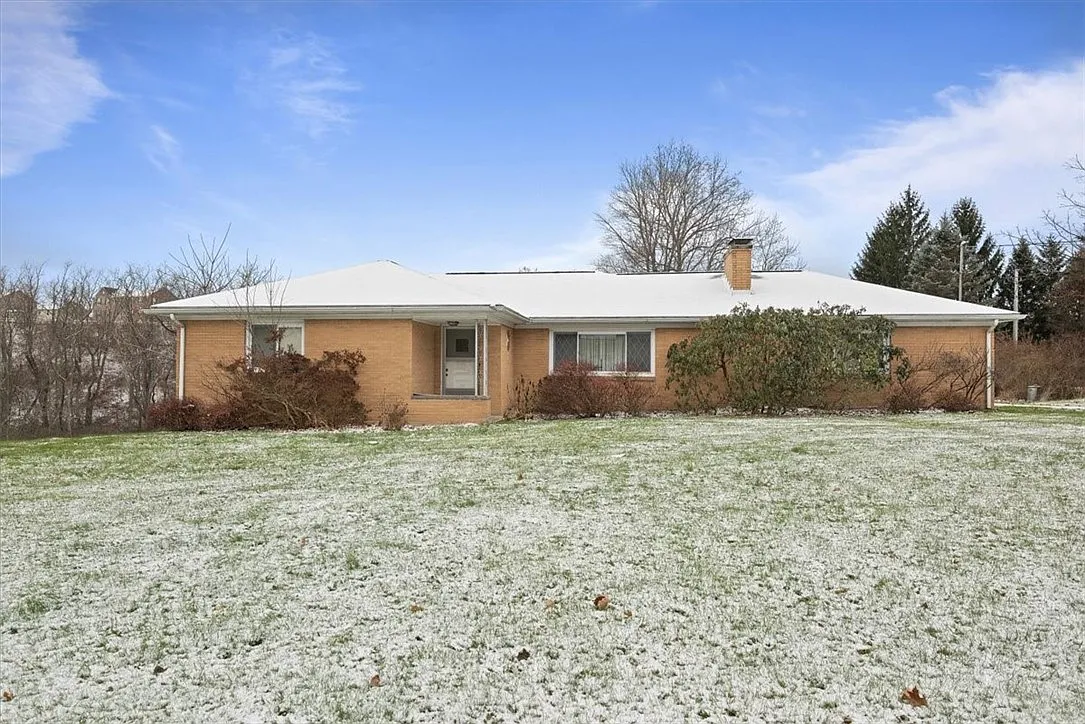 2557 Nicholson Rd photo 1