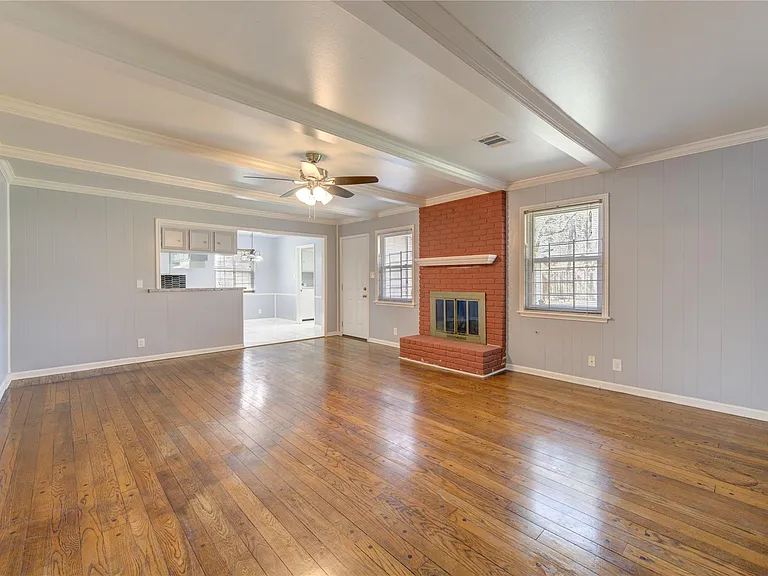 1718 Anvil Dr — Photo 6