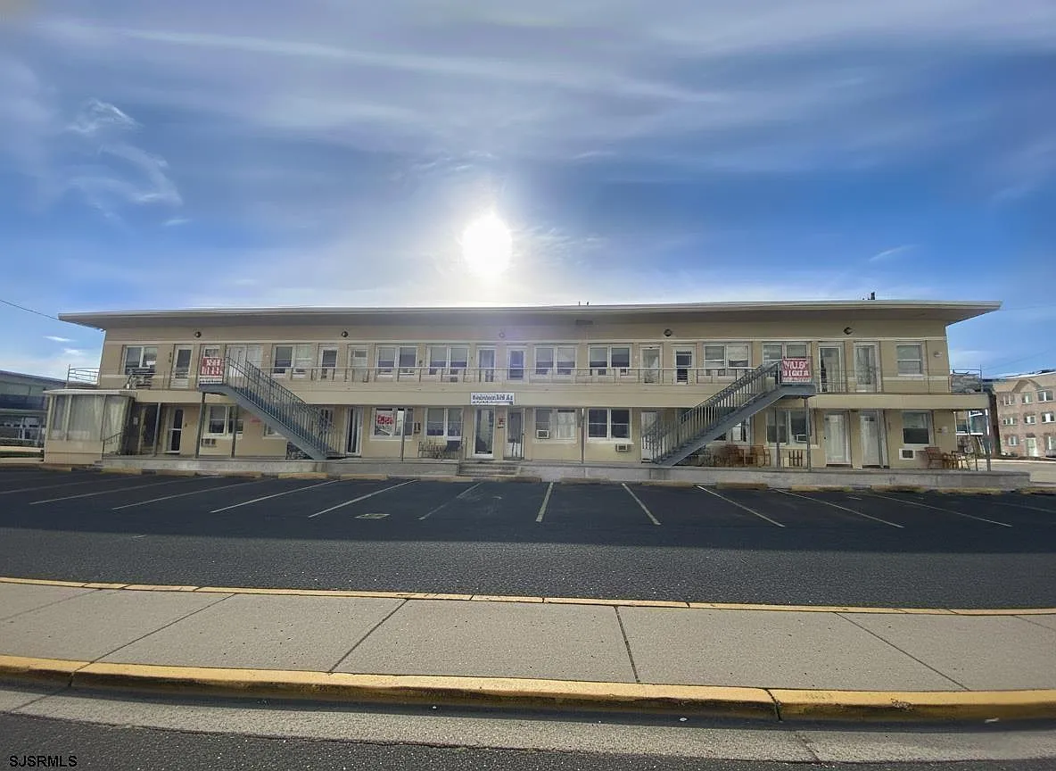 132 S Providence Ave #220 photo 1