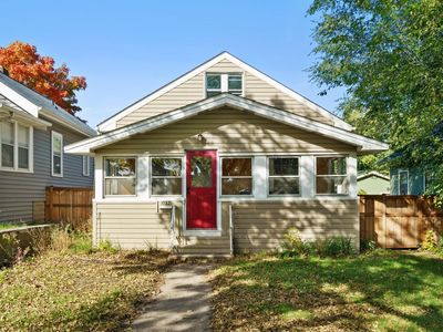 1027 Minnehaha Ave W, Saint Paul, MN, 55104
