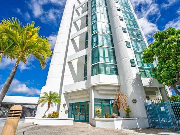 745 Isenberg St APT 802, Honolulu, HI 96826