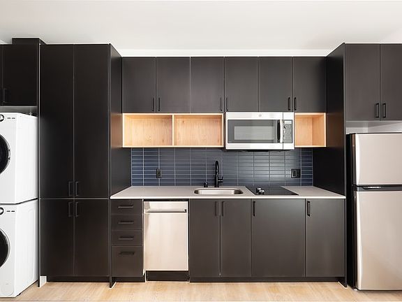 4th image of 838 NE 66th St #505