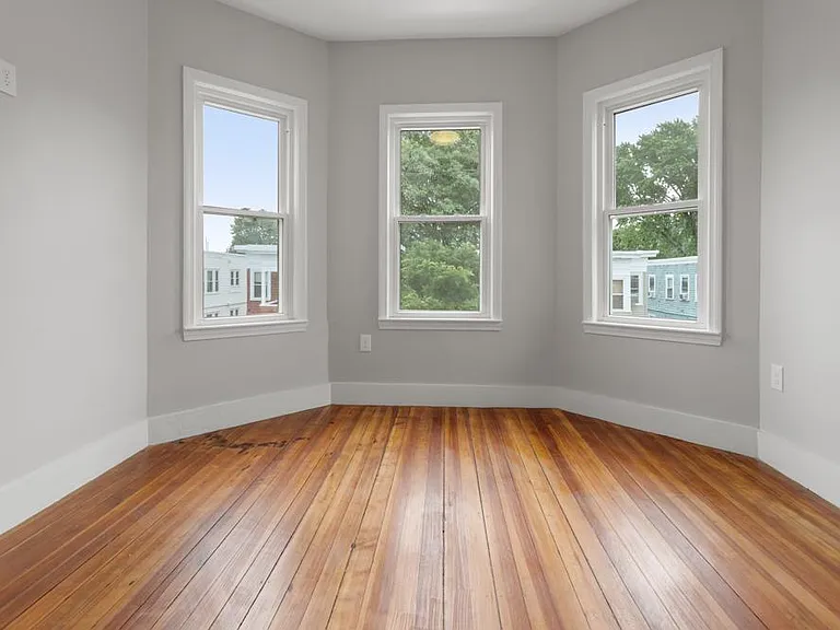 68 Saxton St #2 — Photo 21