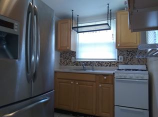 4 Saint James Ave #1, Keansburg, NJ 07734