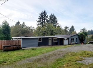 16932 Kendall Ln, Brookings, OR 97415