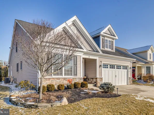 8 Liverpool Way, Medford, NJ 08055