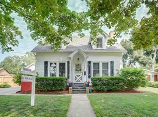 834 S Birdsey St, Columbus, WI 53925