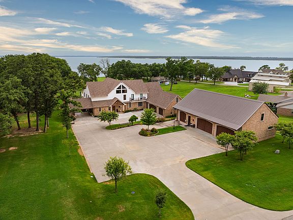 3rd image of 8523 Lake View Dr