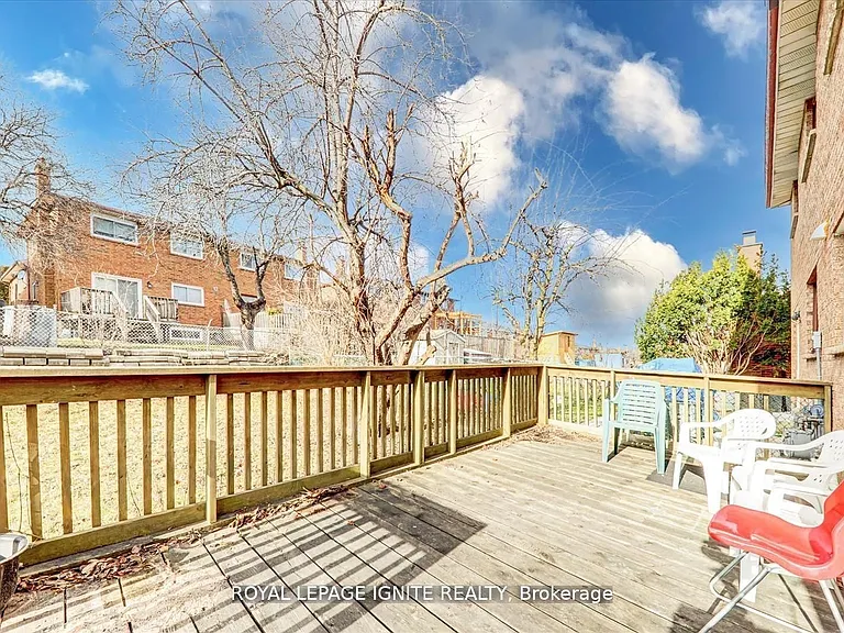 4023 Bishopstoke Ln #MAIN — Photo 32
